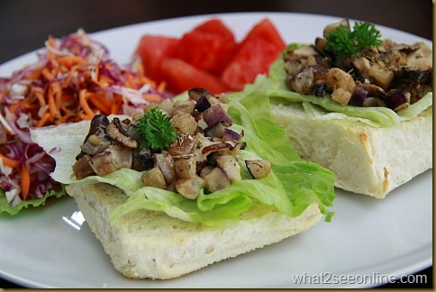 Cheesy Mushroom Sandwich at Jenxdan