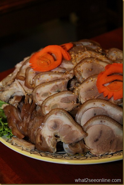 Jokbal – glazed pig’s feet at Sa Rang Chae by what2seeonline.com