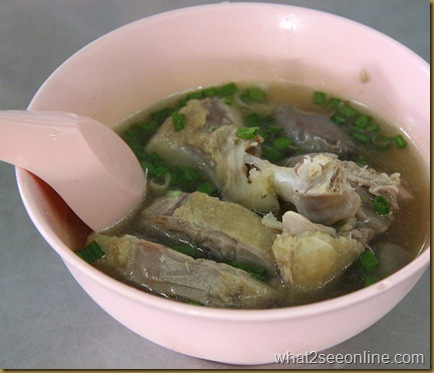 Koay Teow Thng at Lebuh Cecil Market food court