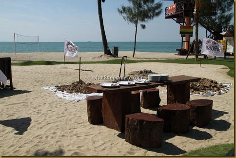 Hungi BBQ at Sigi’s Bar and Grill On The Beach, Golden Sands Resort Penang