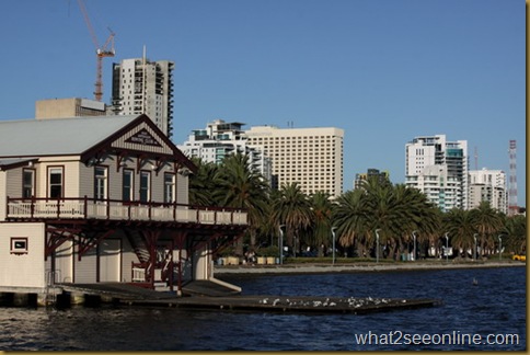 Down Under in Perth – Plenty to See and Eat by what2seeonline.com