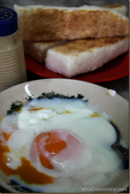 Hainanese Cuisine Kopitiam Style at Yut Kee Restaurant, Kuala Lumpur