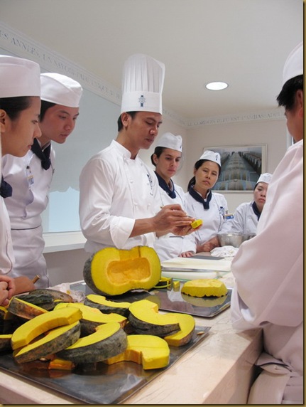 Vegetable carving session at Le Cordon Bleu Dusit Culinary School by what2seeonline.com