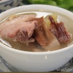 A-bowl-of-peppery-Too-Tor-Tng-pigs-stomach-soup-with-gingko-nuts-tender-pieces-of-pig-stomach-an.jpg