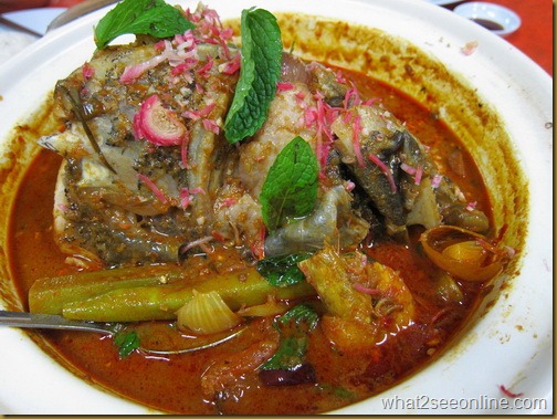 Liberty Claypot Fish Head Curry at Lam Ah Kopitiam (opposite Beach Street Bomba)