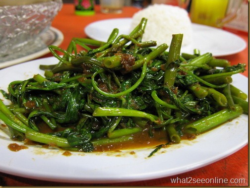 Liberty's stir-fried kangkung by what2seeonline.com