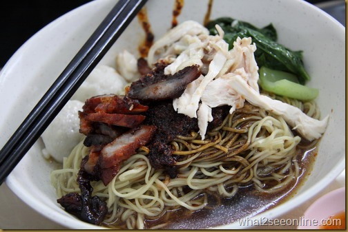 Hand-pulled Noodles at 173 Macalister Road by CK Lam of what2seeonline.com