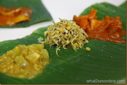 Traditional Indian Banana Leaf Rice (Muthu) at Acheen Street by what2seeonline.com