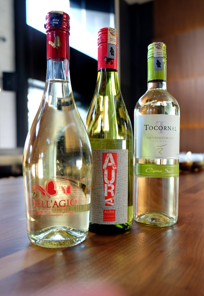 Tocornal Cono Sur 2014 - Sauvignon Blanc from Chile, Bell'Agio - sweet white wine from Italy (Vino Frizzante Dolce), Aura 2014 Chardonnay from Australia