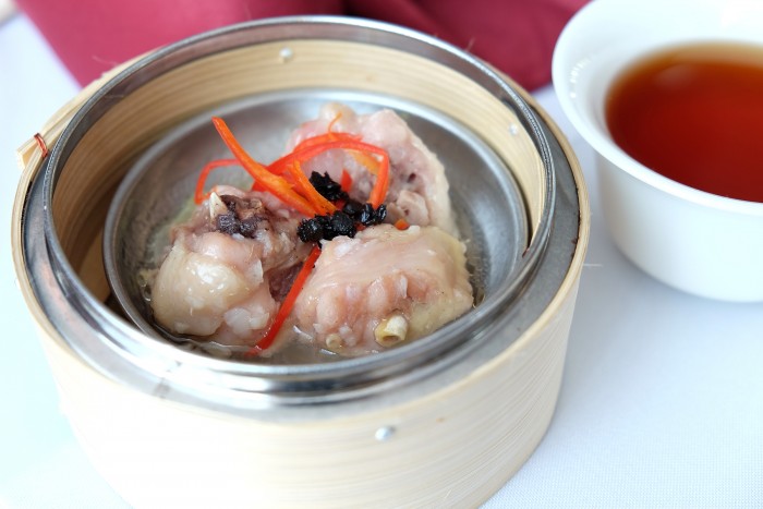 crystal prawn dumpling, siew mai, siew mai with crab meat, steamed chicken leg, dumpling with crab stick, steamed chicken with black beans