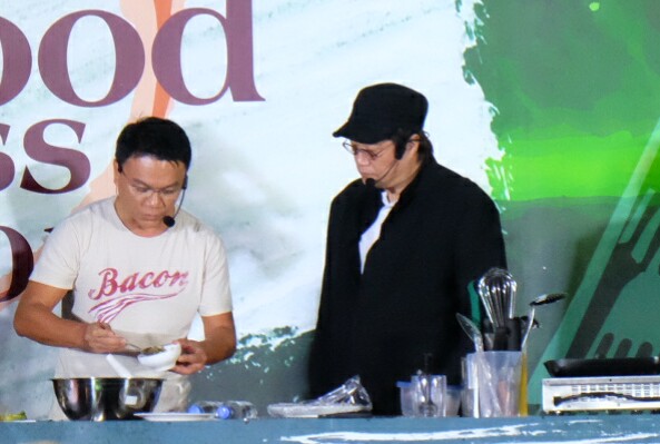 Street Food, WSF Dialogue Programme, Chef Ian Kittichai, Moo Ping, Thailand Iron Chef,