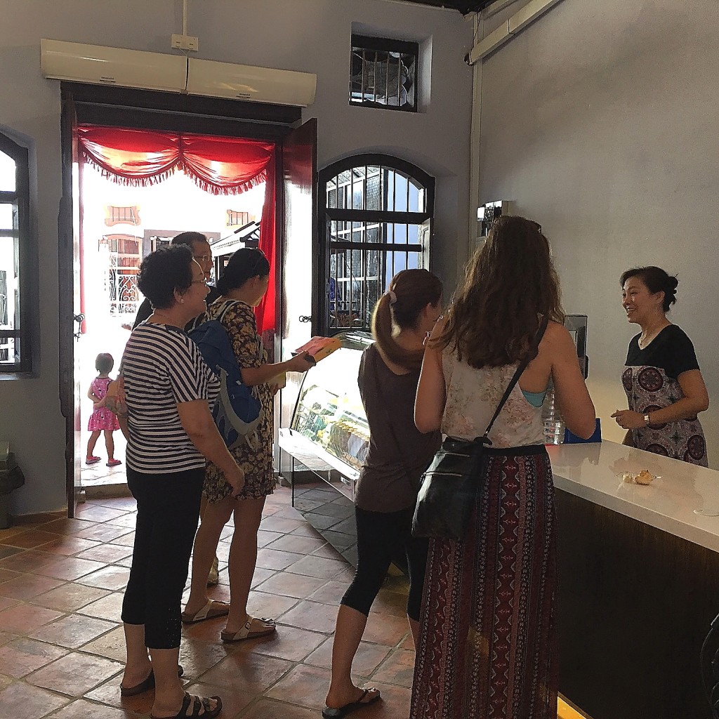 Durian Egg Tart, Durian Puff, DUrian Ice Cream, Durian Daifuku, Durian Haven at Armenian Street in Penang, Durian Dessert, Durian King of Fruits, Penang Food Blog, What2seeonline.com, CK Lam, George Town Penang, Armenian Street, 