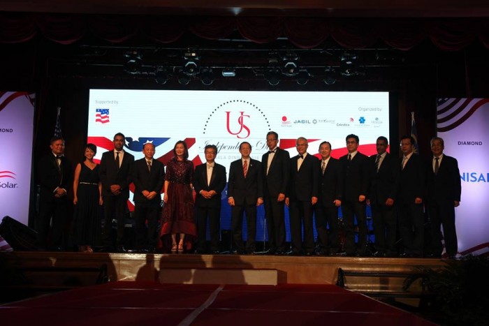 First Solar, Celestica, Jabil, Hotel Equatorial Penang, Techdome Penang, Venessa Diamonds, AMCHAM's MACEE Scholarship, Dream Zephyr Foundation, U.S. Independence Day, Black Tie Gala Dinner 2016, Hotel Equatorial Penang, Penang Food Blog, CK Lam, What2seeonline.com, Penang Chief Minister Lim Guan Eng, H E Joseph Yun U S Ambassador to Malaysia, AMCHAM,