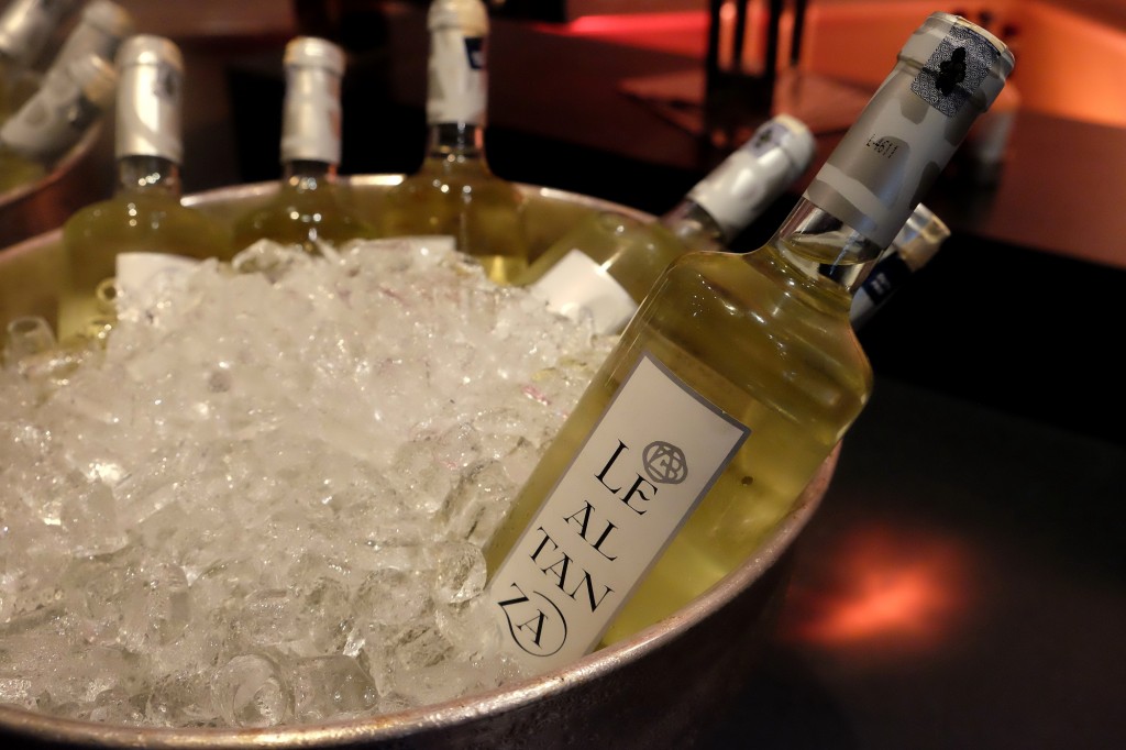 Bodegas Altanza, Wine Review, Wine Tasting, Bodegas Altanza Wine Dinner, Hotel Equatorial Penang, Spanish Winery Bodegas, Altanza, 2012 Le Altanza White Rioja, 2013 Bodegas Altanza Rioja Capitoso, 2009 Bodegas Lealtanza Rioja Reserva Seleccion de familia, 2008 Bodegas Altanza Rioja Lealtanza Reserva Club, 2008 Bodegas Altanza Rioja Reserva Serie de Artistas Contemporaneos Chinos, Penang Food Blog, What2seeonline.com, CK Lam, Wine Dinner in Penang, Spanish Wine, Sherwin Lao, Bodegas Altanza Winery, Wine Dinner in Hotel Equatorial Penang