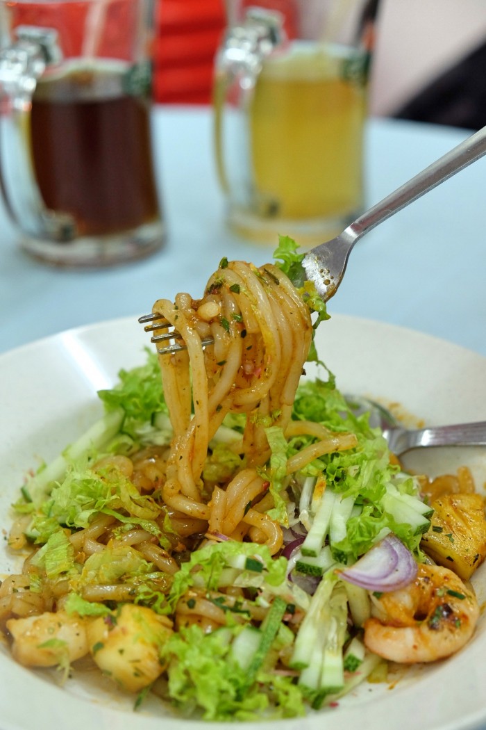 penang assam laksa, fried assam laksa, penang hawker food, Fried Laksa at Yan Yam Cafe on Siam Road in Penang, Penang Hawker Food, Assam Laksa, Penang Foood Blog, What2seeonline.com, CK Lam,