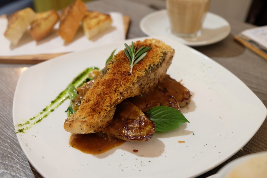 Penang Food Blog, CK Lam, What2seeonline.com, Cafe in Campbell Street Penang, Penang Cafe, Cakes, Desserts, Penang, Penang Cafe, The Safe Room, liquid nitrogen ice cream, dragon breath, Cloud 9 Affogato, Western cuisine, Asian cuisine, coconut ice cream, #thesaferoompenang