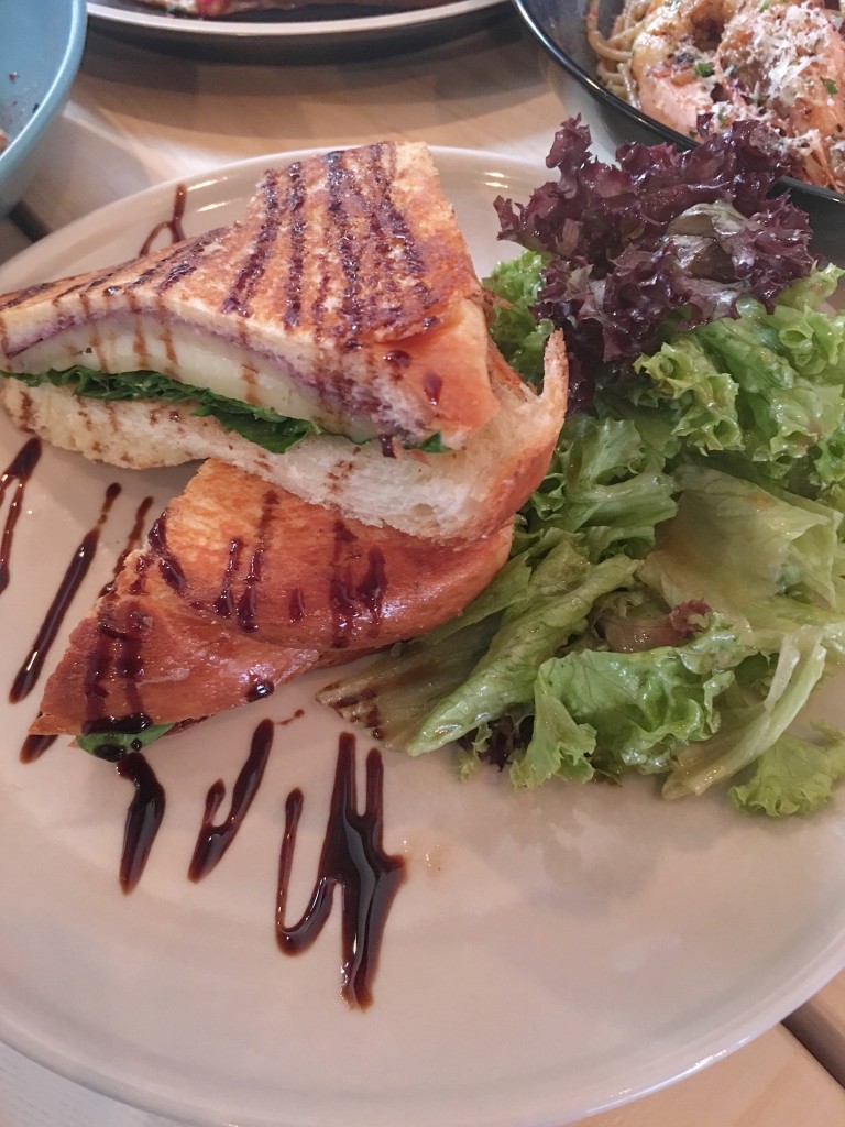 cafe, pasta, waffle, breakfast, brunch, brioche, hotcakes, penangcafe, georgetown, penang, beachstreet, what2seeonline.com, penang food blog, CK Lam, Cafe hopping, urban daybreak, 