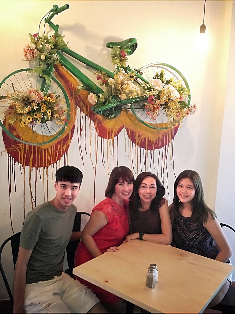 cafe, pasta, waffle, breakfast, brunch, brioche, hotcakes, penangcafe, georgetown, penang, beachstreet, what2seeonline.com, penang food blog, CK Lam, Cafe hopping, urban daybreak, 