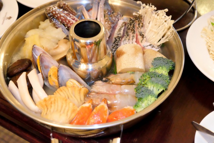 Year of the Rooster, CNY 2017, Penang Food Blog, What2seeonline.com, CK Lam, CNY Packages, Chinese New Year Steamboat Buffet Dinner @ E & O Hotel in Penang