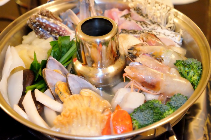 Year of the Rooster, CNY 2017, Penang Food Blog, What2seeonline.com, CK Lam, CNY Packages, Chinese New Year Steamboat Buffet Dinner @ E & O Hotel in Penang