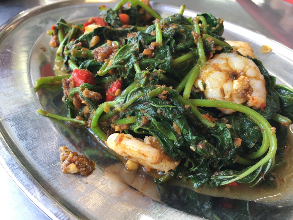Penang Food Blog, What2seeonline.com, CK Lam, Chu Char Restaurant in Penang, Bak Kut Teh, Seafood Dishes, Gurney Drive, 