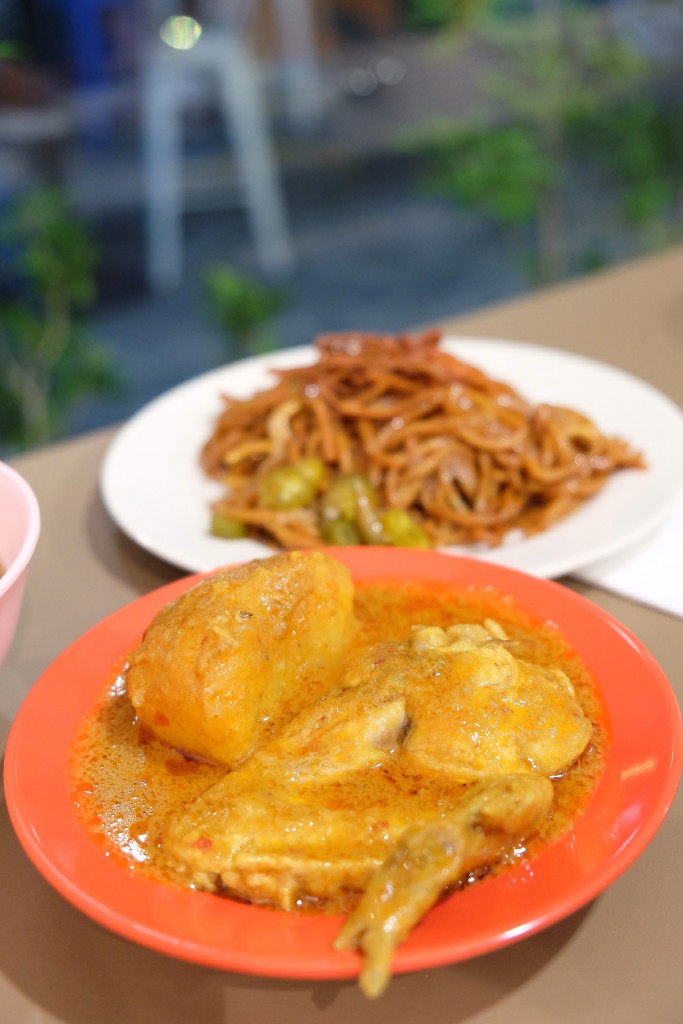  char bee hoon, char teochew mee teow, chicken curry, fried fish, red bean tong-sui, mungbean tong-sui, penang food blog, ck lam, what2seeonline.com, chinese-style snacks, mey wey char bee hoon, tanjung tokong, penang, 