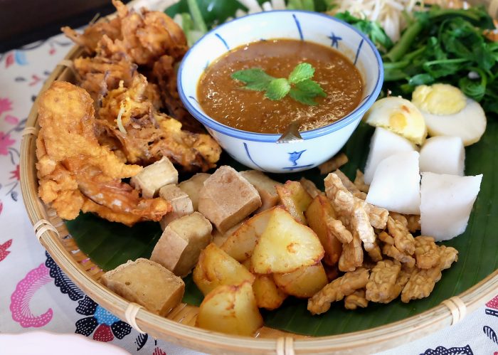 Cafe in Georgetown Penang, Georgetown, Penang Cafes, Penang Food Blog, CK Lam, What2seeonline.com, Coffee, Cafe Culture, Cafe Hopping, Malay Food, Malay Cuisine, Lagenda Cafe by CK Lam @What2seeonline.com, Campbell Street,