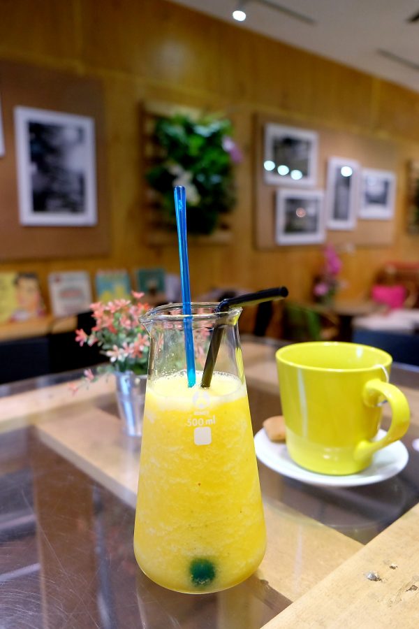 Cafe Culture, Cafe In George Town Penang, Cafe in Penang, Caffeine Chemistry Coffee, Ck Lam, Coffee, Coffee Break, Dessert, George Town, Nagore Road, Penang, Penang Cafe, Penang Food Blog, Penang Food Blog What2seeonline.Com by Ck Lam, Western Cuisine, Waffles with Ice Cream,
