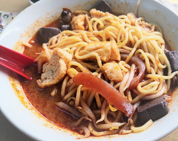 Hawker Food In Shark Foodcourt Penang, Ck Lam, What2seeonline.Com, Penang Food Blog, Lor Mee, Koay Teow Tng, Nasi Campur Wani, Duck Koay Teow Thng, Wan Yee Steamed Rice, Loy Kee Wanton Noodle, Shark Western Food, Kuantan Road Curry Mee,