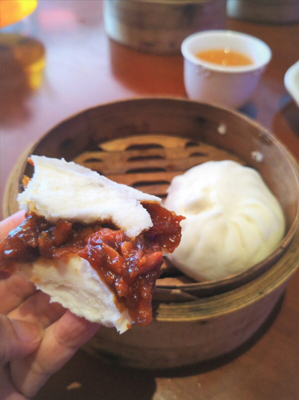Char Siew Bun, Chinese Dessert Pastry, Chinese Tea, Ck Lam, Hong Xing Dim Sum in Precinct 10 Penang, Dim Sum Tea House in Penang, Hand made pastries, Handmade Bun, Penang Food Blog, Traditional handmade pastries, What2seeonline.Com, Yum Cha and eat Dim Sum In Penang