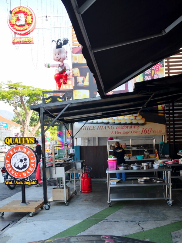 Quallys Nusantara Kitchen at Burmah Road, Penang restaurant, malay cuisine, charcoal grilled chicken, ayam berempah, cincaru sumbat, ayam percik, beef rendang, Penang Food BLog, What2seeonline.com, CK Lam, Penang Food Hunt, Cafe on Burmah Road Penang,