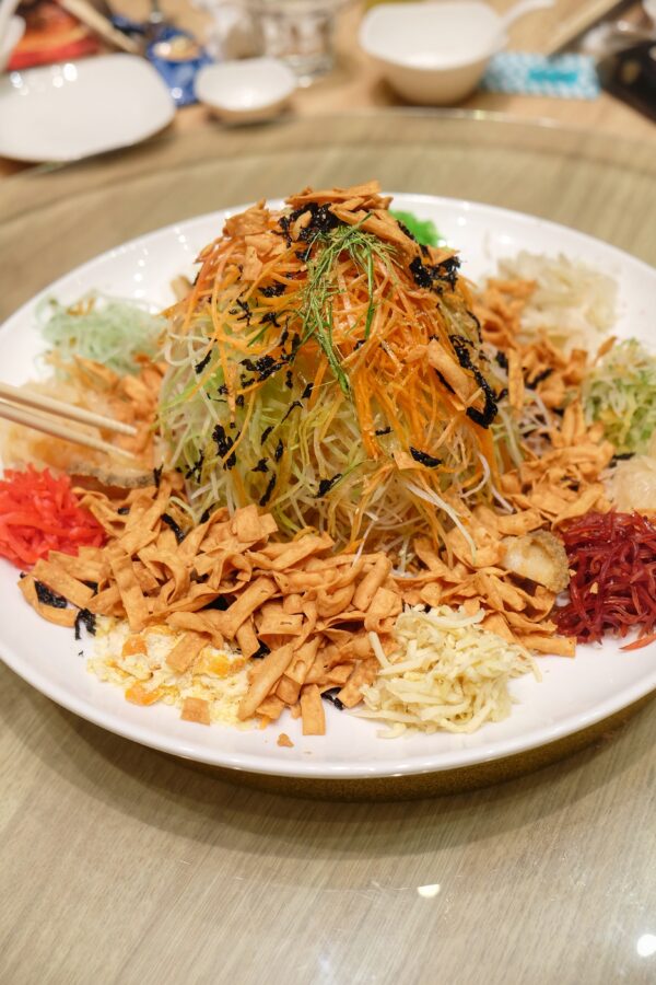 Putien Malaysia, Putien, GurneyParagon Mall, Auspicious Reunion Dinner Menu, Chinese New Year Banquet Set Menu 2022, Ck Lam, CNY Reunion Dinner, Gong Xi Fa Cai, Lunar New Year, Penang Food Blog, Reunion Dinner Set Menu, What2seeonline.Com, Year Of The Tiger, Putien Abalone Yu Sheng, Putien's Abalone Pot of Goodies, Putien Poon Choi,