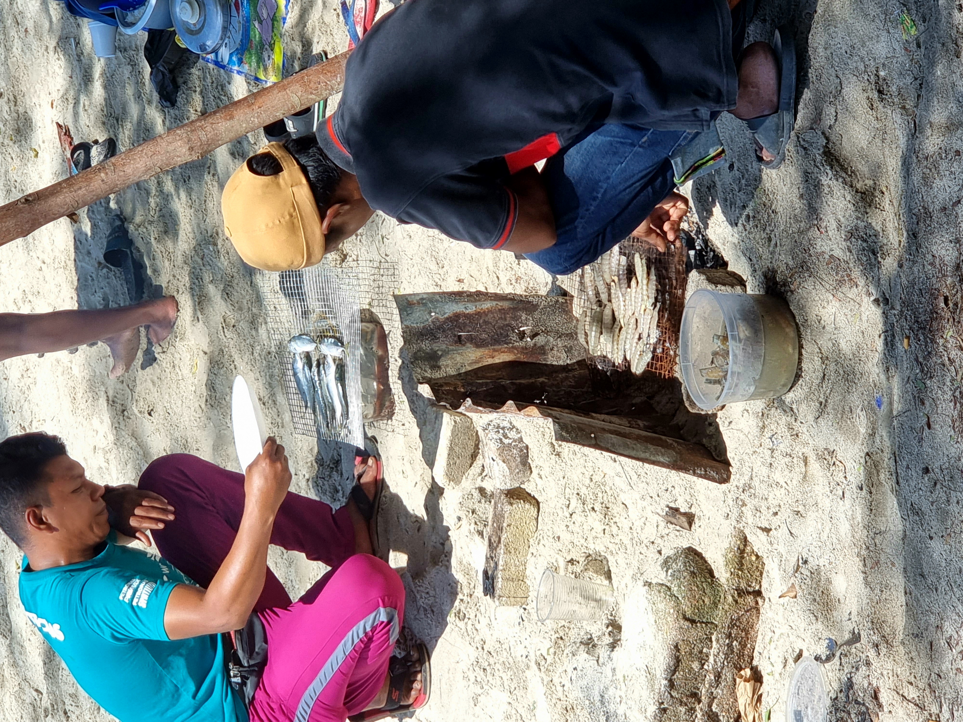 Pak Tam Mee Udang, Pantai Teluk Bayu in Teluk Kumbar, Bayan Lepas, Penang, Muslim-owned food stall in Penang, Malay-style prawn noodle, CK Lam, Penang Food Blog, What2seeonline.com, Penang Food Hunt,