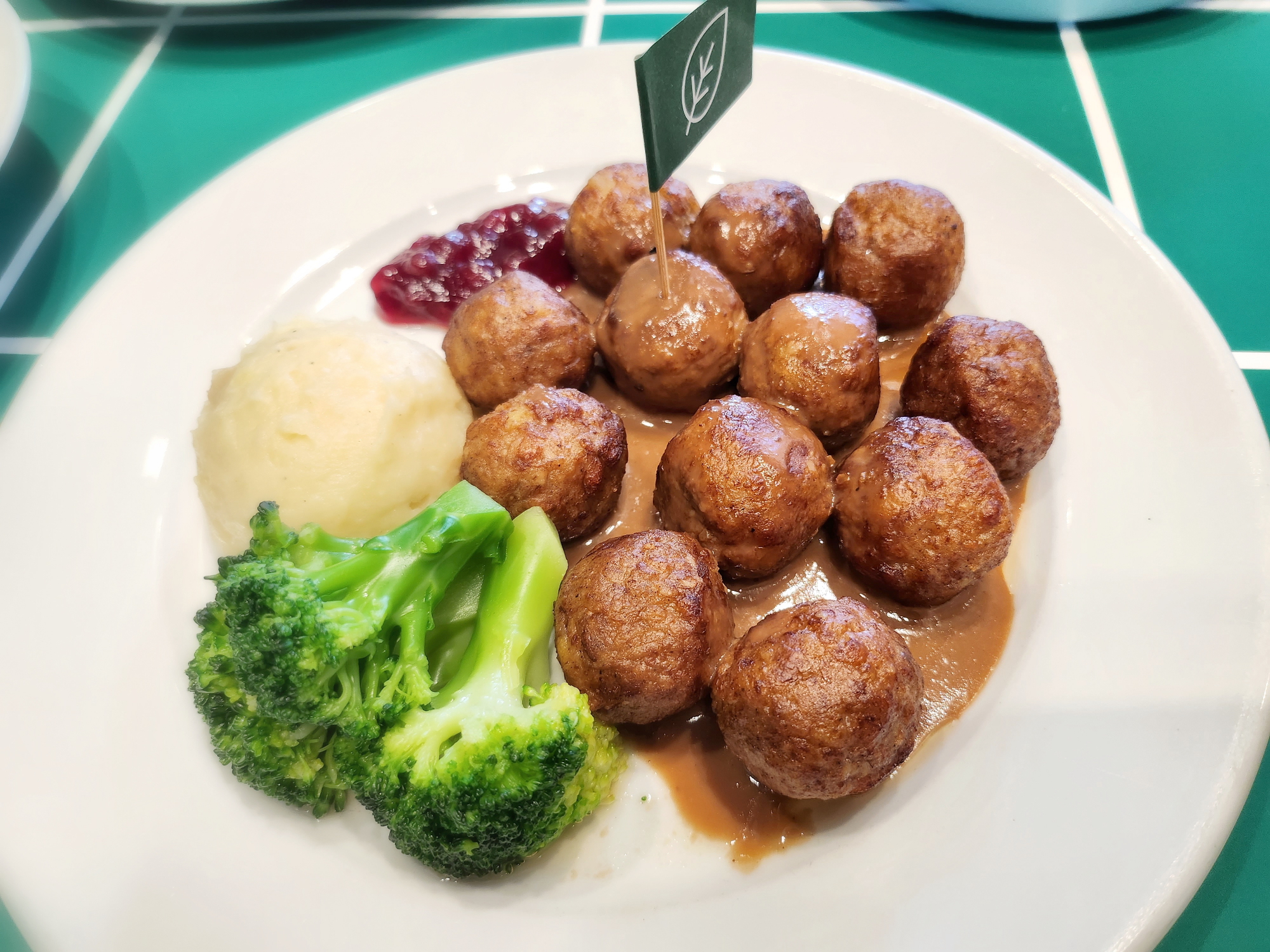 Scandinavian chain selling ready-to-assemble furniture, Ikea Batu Kawan Penang, IKEA Malaysia, Plant Ball, IKEA Swedish Restaurant, Penang, IKEA Plant Ball, Plant Ball with Mashed Potato & Broccoli, Kids Plant-Based Nugget, Gelato Ice Cream, Penang Food Blog, CK Lam, What2seeonline.com,